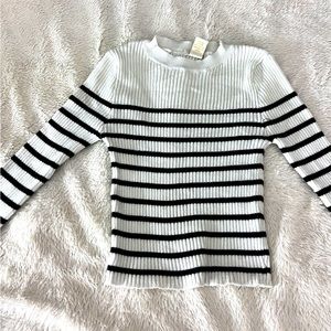 Kids Forever21 sweater 5/6